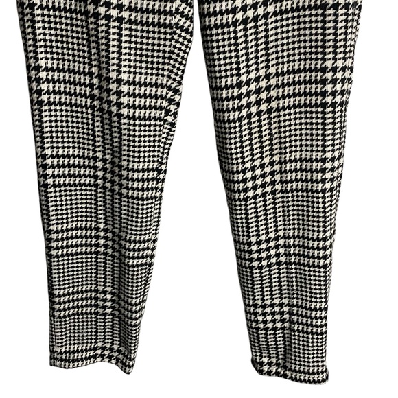 Michael Michael Kors Women’s Geometric Stretch Pant-Black/White - Picture 3 of 11